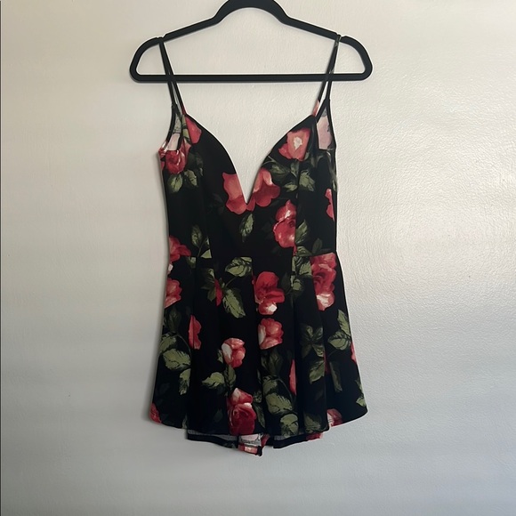 Windsor Pants - Windsor Black Floral Romper
